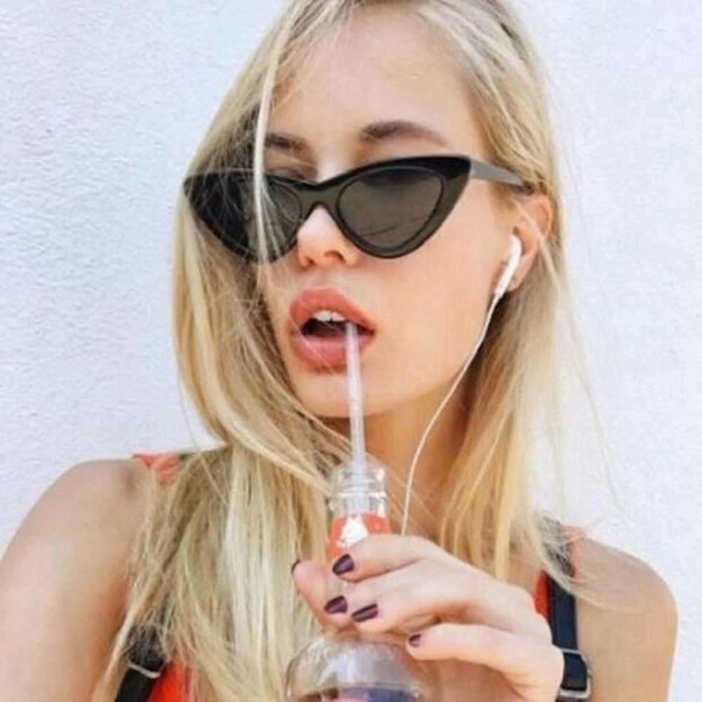 NWT!  Hot Trend Cat Eye Sunglasses